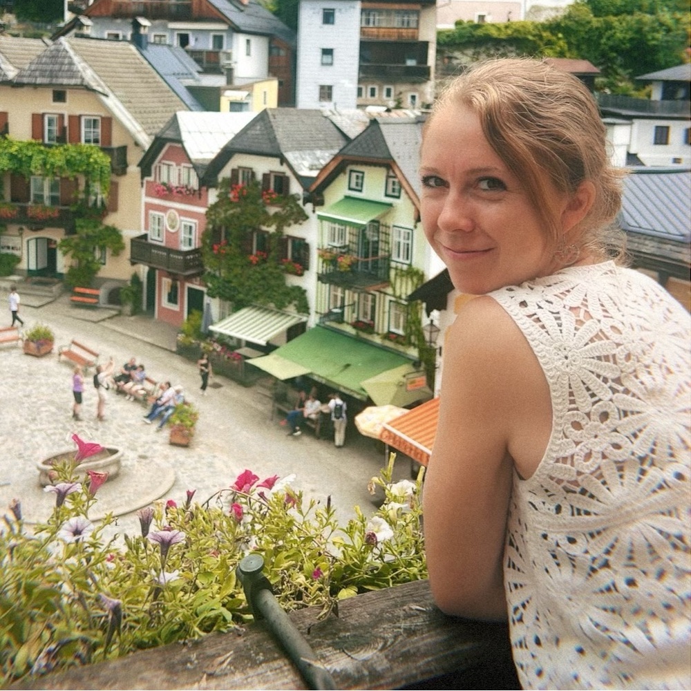 Meet your Posher, Adriana